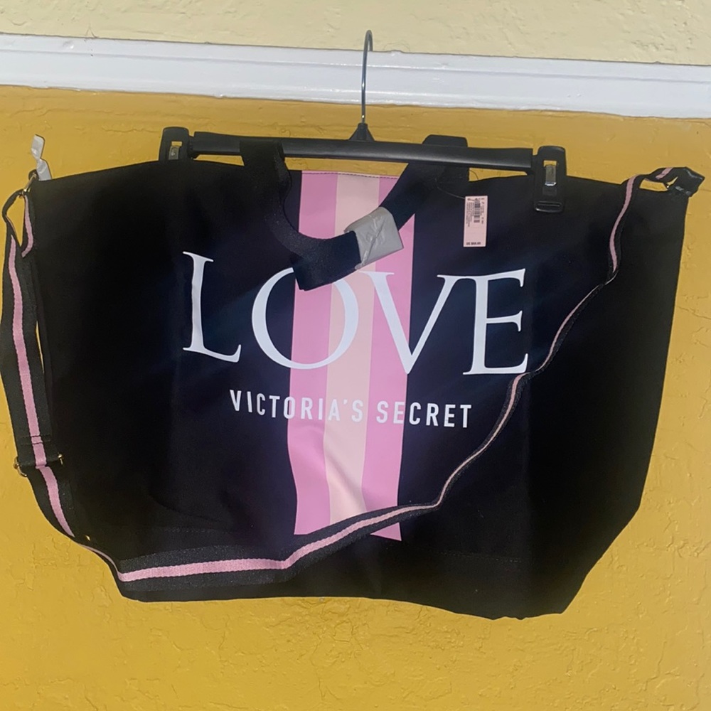 NWT-Victoria’s Secret tote bag black